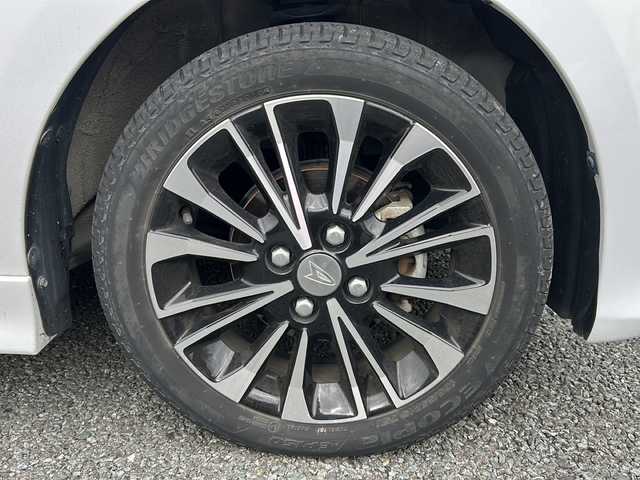 ダイハツ タント カスタム RS 福岡県 2019(令1)年 2.5万km ブラックマイカメタリック/シャイニングホワイトパール 社外フローディングナビ10インチ(CN-F1X10D)/【AM/FM/フルTV/BT/CD/DVD/SD/USB/HDMI】/社外フリップダウン11.6インチ(TVM-FW1100)/全方位ドライブレコーダー(コムテック)/バックカメラ/衝突軽減ブレーキ/前後コーナーセンサー/全席シートヒーター/電動格納ミラー/両側パワースライドドア/ステアリングスイッチ/後席用テーブル/後席サンシェード/Clazzioシートカバー/サイドドアガーニッシュ
