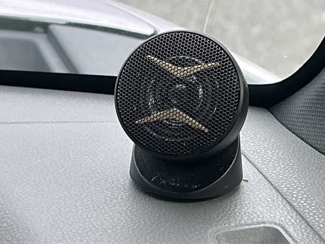 ダイハツ タント カスタム RS 福岡県 2019(令1)年 2.5万km ブラックマイカメタリック/シャイニングホワイトパール 社外フローディングナビ10インチ(CN-F1X10D)/【AM/FM/フルTV/BT/CD/DVD/SD/USB/HDMI】/社外フリップダウン11.6インチ(TVM-FW1100)/全方位ドライブレコーダー(コムテック)/バックカメラ/衝突軽減ブレーキ/前後コーナーセンサー/全席シートヒーター/電動格納ミラー/両側パワースライドドア/ステアリングスイッチ/後席用テーブル/後席サンシェード/Clazzioシートカバー/サイドドアガーニッシュ