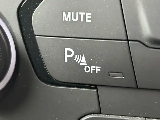 クライスラー・ジープ ジープ レネゲード トレイルホーク 道南・函館 2021(令3)年 3.2万km 黒 /純正ナビ//フルセグＴＶ//純正ＡＷ付き夏冬タイヤ//バックカメラ//ドライブレコーダー//クルーズコントロール//車線逸脱警報//ブラインドスポットモニター//コーナーセンサー//ルーフレール//ＥＴＣ//ワンオーナー