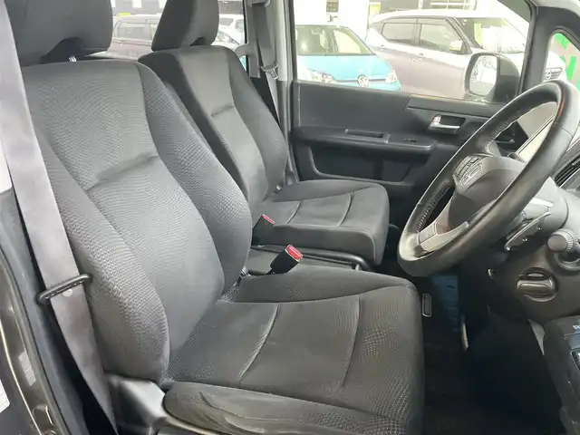 ホンダ ステップワゴン スパーダ Z 新潟県 2013(平25)年 7.8万km ポリッシュドメタルメタリック ワンオーナー/4WD/メモリナビ/ワンセグテレビ/純正ホイール装着/バックカメラ/アイドリングストップ/ドアバイザー/両側パワースライドドア/ETC/前後ドライブレコーダー/パドルシフト/ステアリングスイッチ/純正フロアマット/ECON/ドアバイザー/スペアキー1個