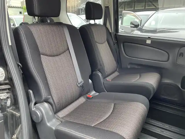 日産 セレナ HWS S HV Vエアロ+Sefty 大阪府 2015(平27)年 13万km ダイヤモンドブラック (株)IDOMが運営する【じしゃロン東大阪店】の自社ローン専用車両になります。こちらは現金またはオートローンご利用時の価格です。自社ローンご希望の方は別途その旨お申付け下さい/純正8インチナビゲーション/【型式：MM515D-L】　/ＣＤ/ＤＶＤ/Ｂｌｕｅｔｏｏｔｈ/ＵＳＢ/ＳＤ　/フルセグTV/バックカメラ　/フリップダウンモニター　/クルーズコントロール/ＥＴＣ　/両側パワースライドドア　/ＬＥＤヘッドライト　/オートライト　/スマートキー　/純正アルミホイール/ダブルエアバック/アイドリングストップ/パワーウィンドウ/パワーステアリング/ABS/取説＆保証書/スペアスマートキー