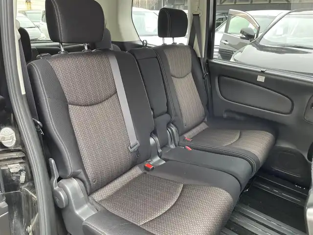 日産 セレナ HWS S HV Vエアロ+Sefty 大阪府 2015(平27)年 13万km ダイヤモンドブラック (株)IDOMが運営する【じしゃロン東大阪店】の自社ローン専用車両になります。こちらは現金またはオートローンご利用時の価格です。自社ローンご希望の方は別途その旨お申付け下さい/純正8インチナビゲーション/【型式：MM515D-L】　/ＣＤ/ＤＶＤ/Ｂｌｕｅｔｏｏｔｈ/ＵＳＢ/ＳＤ　/フルセグTV/バックカメラ　/フリップダウンモニター　/クルーズコントロール/ＥＴＣ　/両側パワースライドドア　/ＬＥＤヘッドライト　/オートライト　/スマートキー　/純正アルミホイール/ダブルエアバック/アイドリングストップ/パワーウィンドウ/パワーステアリング/ABS/取説＆保証書/スペアスマートキー