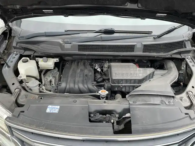日産 セレナ HWS S HV Vエアロ+Sefty 大阪府 2015(平27)年 13万km ダイヤモンドブラック (株)IDOMが運営する【じしゃロン東大阪店】の自社ローン専用車両になります。こちらは現金またはオートローンご利用時の価格です。自社ローンご希望の方は別途その旨お申付け下さい/純正8インチナビゲーション/【型式：MM515D-L】　/ＣＤ/ＤＶＤ/Ｂｌｕｅｔｏｏｔｈ/ＵＳＢ/ＳＤ　/フルセグTV/バックカメラ　/フリップダウンモニター　/クルーズコントロール/ＥＴＣ　/両側パワースライドドア　/ＬＥＤヘッドライト　/オートライト　/スマートキー　/純正アルミホイール/ダブルエアバック/アイドリングストップ/パワーウィンドウ/パワーステアリング/ABS/取説＆保証書/スペアスマートキー