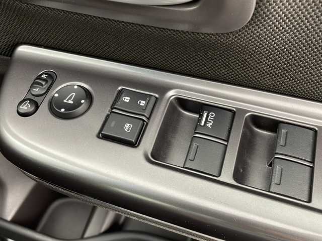ホンダ フリード G ホンダセンシング 千葉県 2020(令2)年 1.7万km プラチナホワイトパール Honda SENSING/・衝突軽減ブレーキ/・歩行者事故低減ステアリング/・アダプティブクルーズコントロール/・レーンキプアシスト/・誤発進抑制機能/・先行車発進お知らせ機能/・標識認識機能/社外メモリーナビ/・Bluetooth接続/・CD DVD再生機能/両側パワースライドドア/LEDヘッドライト/レーダークルーズコントロール/ETC