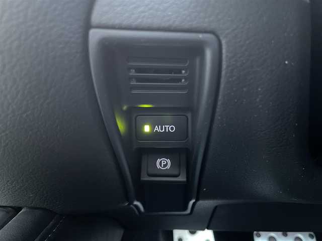 レクサス ＧＳ 450h Fスポーツ 岡山県 2013(平25)年 6.8万km スターライトブラックガラスフレーク サンルーフ/ブラックレザーシート/純正HDDナビ/フルセグTV/DVD/CD/MSV/Bluetooth/USB/AUX/バックカメラ/ETC2.0/レーダークルーズ/レーンキープアシスト/ブラインドスポットモニター/前後ドライブレコーダー/前席/・パワーシート/・シートヒーター/・エアシート/後席ロールシェード/前後コーナーセンサー/記録簿H26－R6まで毎年あり/保証書/取扱説明書