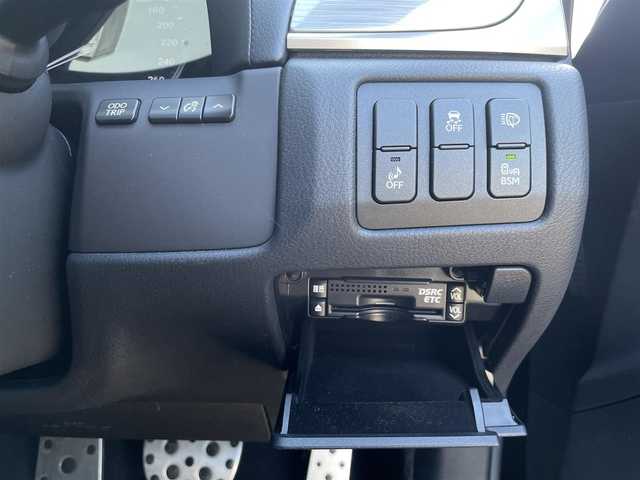 レクサス ＧＳ 450h Fスポーツ 岡山県 2013(平25)年 6.8万km スターライトブラックガラスフレーク サンルーフ/ブラックレザーシート/純正HDDナビ/フルセグTV/DVD/CD/MSV/Bluetooth/USB/AUX/バックカメラ/ETC2.0/レーダークルーズ/レーンキープアシスト/ブラインドスポットモニター/前後ドライブレコーダー/前席/・パワーシート/・シートヒーター/・エアシート/後席ロールシェード/前後コーナーセンサー/記録簿H26－R6まで毎年あり/保証書/取扱説明書