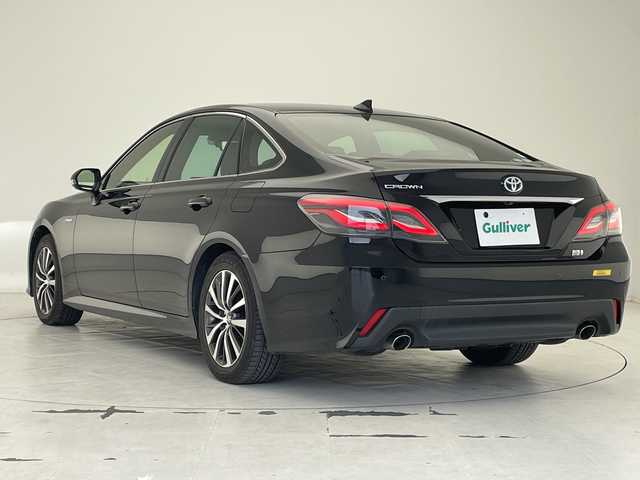 トヨタ クラウン ハイブリッド S Cパッケージ 沖縄県 2018(平30)年 7.2万km ブラック 純正ナビ/（フルセグTV　Ｂｌｕｅｔｏｏｔｈ　CD　DVD）/バックカメラ/ＥＴＣ/ＬＥＤヘッドライト/ブラインドスポットモニター/ヘッドアップディスプレイ/レーダークルーズコントロール/トヨタセーフティセンス/サンルーフ/プッシュスタート/スマートキー/オートライト/純正アルミホイール/パワーシート/シートヒーター