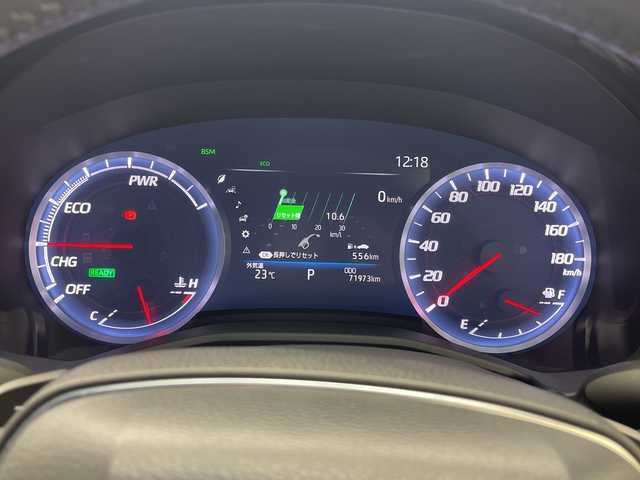 トヨタ クラウン ハイブリッド S Cパッケージ 沖縄県 2018(平30)年 7.2万km ブラック 純正ナビ/（フルセグTV　Ｂｌｕｅｔｏｏｔｈ　CD　DVD）/バックカメラ/ＥＴＣ/ＬＥＤヘッドライト/ブラインドスポットモニター/ヘッドアップディスプレイ/レーダークルーズコントロール/トヨタセーフティセンス/サンルーフ/プッシュスタート/スマートキー/オートライト/純正アルミホイール/パワーシート/シートヒーター