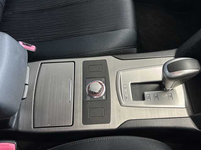 スバル レガシィ ツーリングワゴン 2．5i Lパッケージ 鹿児島県 2011(平23)年 17.6万km クリスタルブラックシリカ バックカメラ/パワーシート/MTモード付AT/パドルシフト/ETC/スマートキー/プッシュスタート/オートライト/横滑り防止装置/電子パーキングブレーキ/４WD/HIDヘッドライト/bluetooth接続/ナビ/TV/本革巻きステアリング/フルフラットシート/クルーズコントロール
