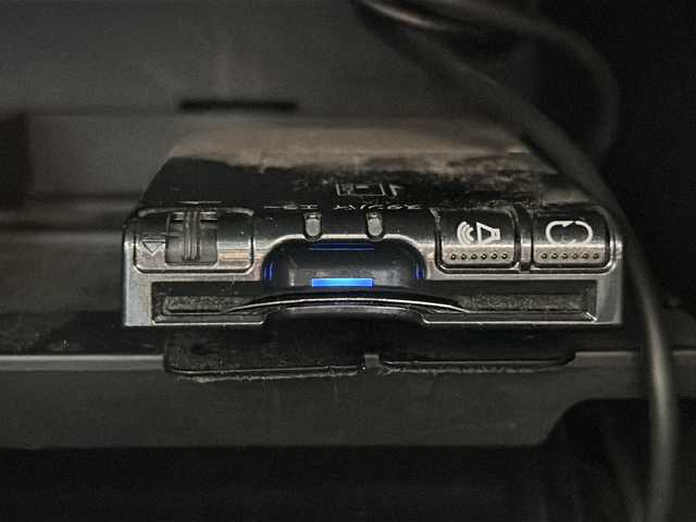 スバル レガシィ ツーリングワゴン 2．5i Lパッケージ 鹿児島県 2011(平23)年 17.6万km クリスタルブラックシリカ バックカメラ/パワーシート/MTモード付AT/パドルシフト/ETC/スマートキー/プッシュスタート/オートライト/横滑り防止装置/電子パーキングブレーキ/４WD/HIDヘッドライト/bluetooth接続/ナビ/TV/本革巻きステアリング/フルフラットシート/クルーズコントロール