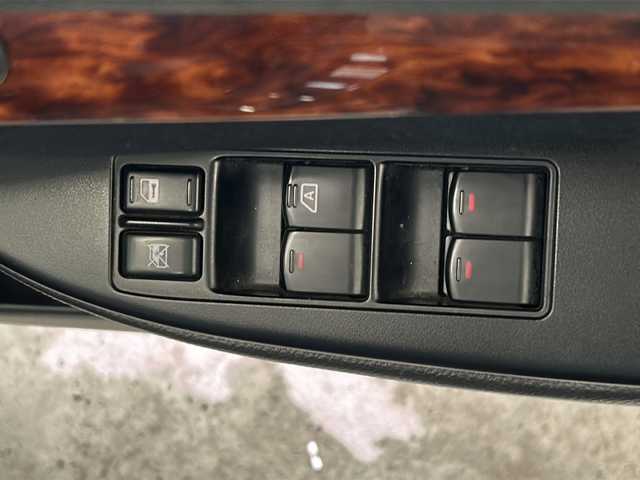 スバル レガシィ ツーリングワゴン 2．5i Lパッケージ 鹿児島県 2011(平23)年 17.6万km クリスタルブラックシリカ バックカメラ/パワーシート/MTモード付AT/パドルシフト/ETC/スマートキー/プッシュスタート/オートライト/横滑り防止装置/電子パーキングブレーキ/４WD/HIDヘッドライト/bluetooth接続/ナビ/TV/本革巻きステアリング/フルフラットシート/クルーズコントロール