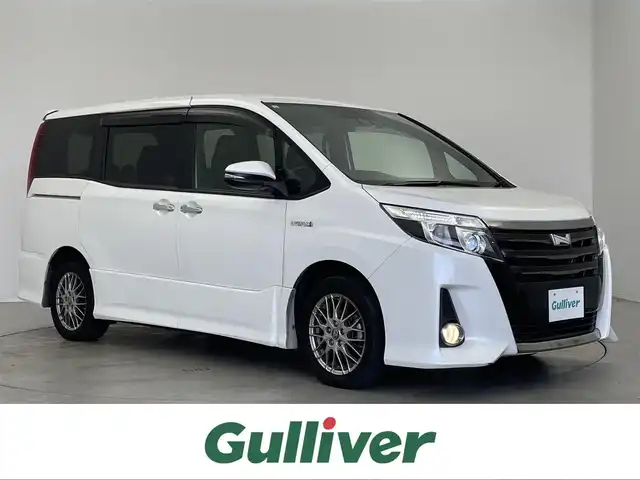 トヨタ ノア ハイブリッド Si ダブルバイビー 埼玉県 2016(平28)年 5.5万km ホワイトパールクリスタルシャイン ＡＬＰＩＮＥ１１インチナビ　フリプダウンモニター　バックカメラ　ＥＴＣ　両側パワースライドドア　ドライブレコーダー　純正アルミ　純正マット　ＬＥＤライト　ＣＤ　ＤＶＤ　Ｂｌｕｅｔｏｏｔｈ　地デジＴＶ