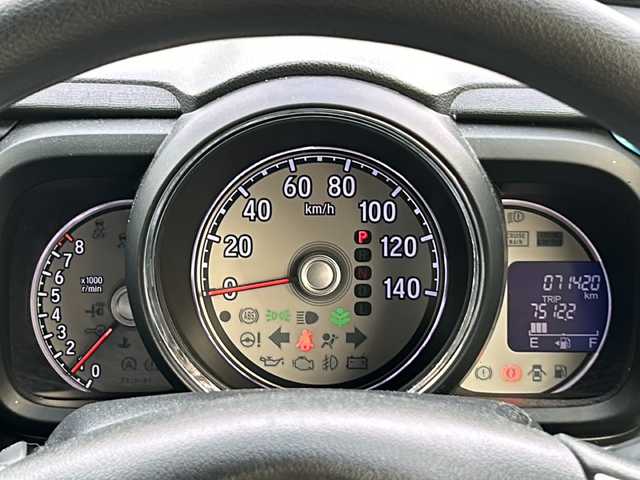 ホンダ Ｎ ＯＮＥ G 岡山県 2017(平29)年 7.2万km イノセントブルーメタリック PanasonicナビＣＮ－ＲＡ０４Ｄ　/ＢＴ／ＣＤ／ＤＶＤ／フルセグ　/バックカメラ　/前後ドラレコ　/ＥＴＣ　/スマートキー　/プッシュスタート/オートエアコン/衝突安全ボディ/横滑り防止　/分割可倒式リヤシート　/チップアップシート/ＵＶカットガラス　/プライバシーガラス　/取扱説明書/保証書/記録簿
