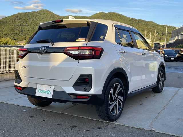 トヨタ ライズ Z 山梨県 2021(令3)年 2.2万km シャイニングホワイトパール 純正ＳＤナビ/ワンセグＴＶ/Ｂｌｕｅｔｏｏｔｈ　/ＵＳＢ入力端子　/ドライブレコーダー/アイドリングストップ　/バックカメラ　/ＭＴモード付ＡＴ　/クルーズコントロール　/前席シートヒーター　/前後コーナーセンサー　/オートライト/ABS/横滑り防止装置/盗難防止装置/オートマチックハイビーム/レーンキープアシスト/LEDヘッドライト