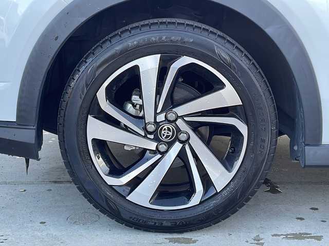 トヨタ ライズ Z 山梨県 2021(令3)年 2.2万km シャイニングホワイトパール 純正ＳＤナビ/ワンセグＴＶ/Ｂｌｕｅｔｏｏｔｈ　/ＵＳＢ入力端子　/ドライブレコーダー/アイドリングストップ　/バックカメラ　/ＭＴモード付ＡＴ　/クルーズコントロール　/前席シートヒーター　/前後コーナーセンサー　/オートライト/ABS/横滑り防止装置/盗難防止装置/オートマチックハイビーム/レーンキープアシスト/LEDヘッドライト