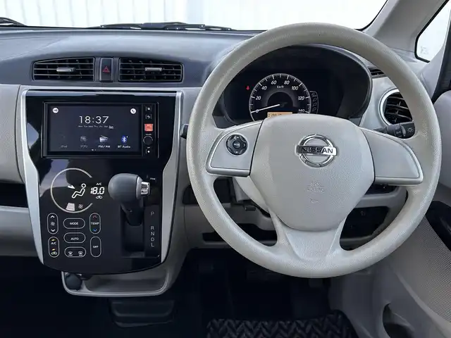 日産 デイズ X 愛媛県 2019(平31)年 2万km アイスブルー 全方位カメラ/コーナーセンサー前後/ドラレコ前/純正フロアマット/横滑り防止装置/ABS/スマートキー/アイドリングストップ/衝突軽減/iPod/ベンチシート/プッシュスタート