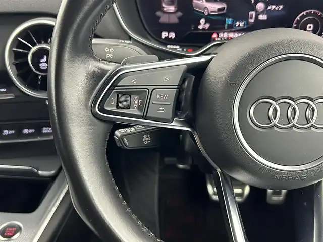 アウディ ＴＴクーペ 2．0 TFSI クワトロ 愛知県 2015(平27)年 4.2万km 白 純正ナビ/（Bluetooth/フルセグTV/CD/DVD/SD/USB）/バックカメラ/ドラレコ/ETC/パワーシート/クルコン/社外18インチAW/純正フロアマット/LEDヘッドライト/コーナーセンサー/パドルシフト/オートライト/プッシュスタート/ステアリングリモコン