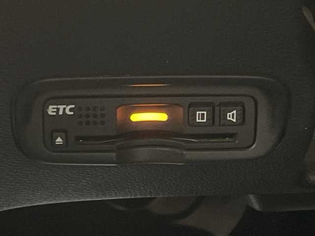 ホンダ ヴェゼル ハイブリッド Z ホンダセンシング 愛媛県 2018(平30)年 14万km ホワイトオーキッドパール 純正ナビ/ワンセグ／Ｂｌｕｅｔｏｏｔｈ／ＵＳＢ/バックカメラ/衝突被害軽減ブレーキ/クルーズコントロール/ＥＴＣ/ＤＮ席シートヒーター/ＬＥＤヘッドライト/ハーフレザーシート/チップアップシート/スペアキー