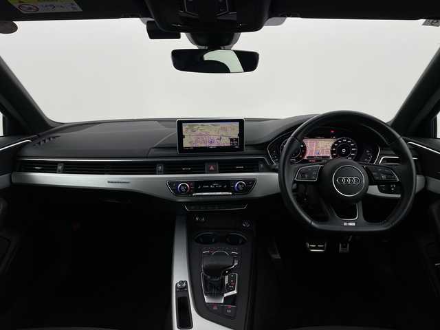 アウディ Ａ４ 45TFSIクワトロスポーツ 新潟県 2019(令1)年 3.6万km ガンＭ 【４ＷＤ】/Sラインパッケージ/純正18インチAW&ノーマルタイヤ積込/純正ナビ/フルセグ＆ＢＴ/全周囲モニター/スマートキー/ＥＴＣ/ＬＥＤ/ハーフレザー/シートヒーター/純正１７アルミ/前席パワーシート