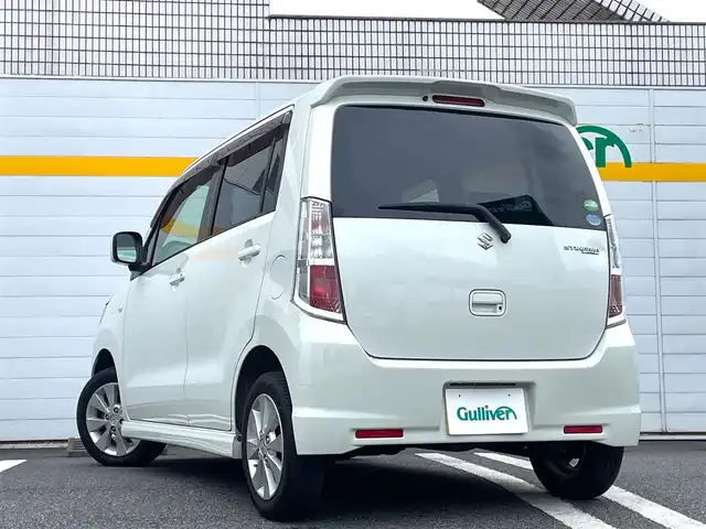 スズキ ワゴンＲ スティングレー X 埼玉県 2012(平24)年 7.7万km パールホワイト /社外CD/AUX/USBオーディオ//ETC//スマートキー×2//キセノン//Wエアバッグ//ABS//革巻きステアリング//Fフォグランプ//プライバシーガラス//ドアバイザー//純正14インチAW//新車時保証書//取扱説明書