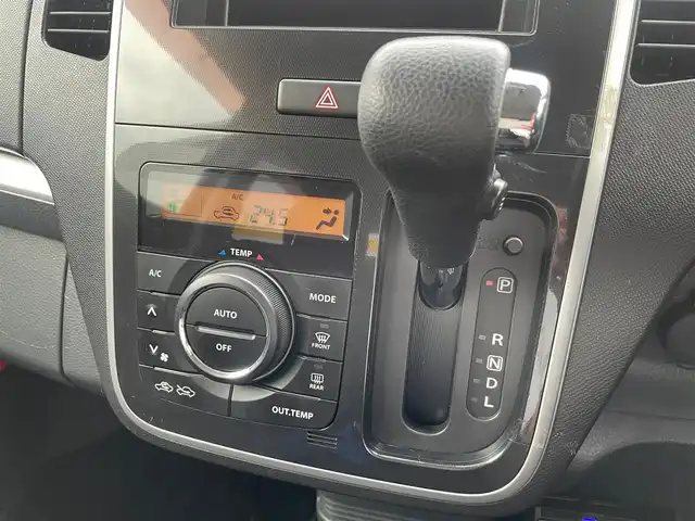 スズキ ワゴンＲ スティングレー X 埼玉県 2012(平24)年 7.7万km パールホワイト /社外CD/AUX/USBオーディオ//ETC//スマートキー×2//キセノン//Wエアバッグ//ABS//革巻きステアリング//Fフォグランプ//プライバシーガラス//ドアバイザー//純正14インチAW//新車時保証書//取扱説明書