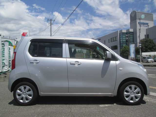 マツダ フレア XG 広島県 2015(平27)年 0.4万km シルキーシルバーメタリック 新車ワンオーナー/新車保証書/取扱説明書/スペアキー/5速マニュアル/運転席シートヒーター/アイドリングストップ