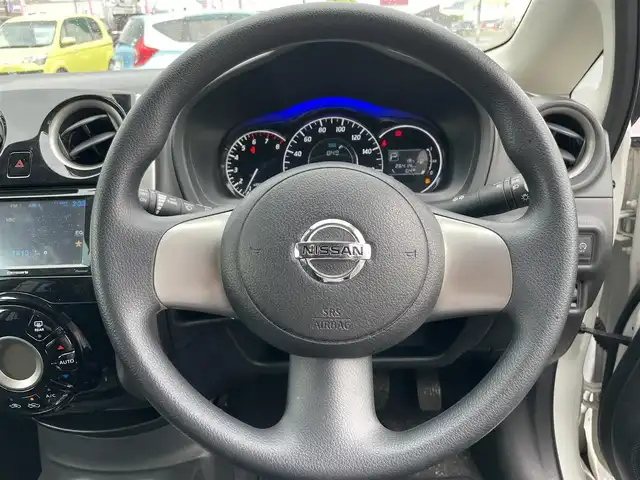 日産 ノート X DIG－S 長崎県 2013(平25)年 2.7万km ブリリアントホワイトパール /社外オーディオ//ETC//アイドリングストップ//ヘッドライトレベライザー//ECOボタン//ドライブレコーダー//プッシュスタート//電動格納ミラー//スマートキー