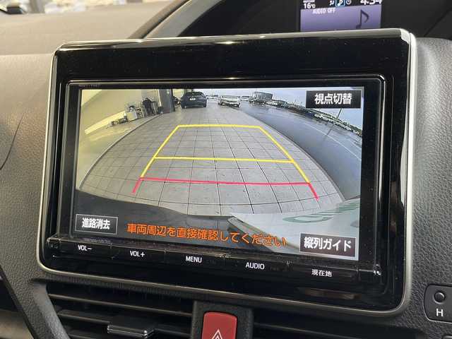 トヨタ ヴォクシー ZS 煌 愛知県 2018(平30)年 3.6万km ボルドーマイカメタリック 衝突被害軽減ブレーキ/純正9インチSDナビ　ナビあり/両側パワースライドドア/クルーズコントロール/フルセグTV/CD DVD/Bluetooth/バックカメラ/純正アルミホイール/LEDヘッドライト/リアオートエアコン/オートマチックハイビーム/ドライブレコーダー/ETC/ステアリングスイッチ/スマートキー/プッシュスタート