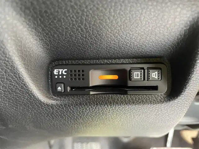 ホンダ シビック ハッチバック ホンダセンシング 石川県 2018(平30)年 3.7万km 黒 純正メモリーナビ/純正CD/DVD再生/フルセグTV/バックカメラ/LEDヘッドライト/ETC/ホンダセンシング/レーダークルーズ/社外アルミホイール/ドライブレコーダー/スマートキー/プッシュスタート