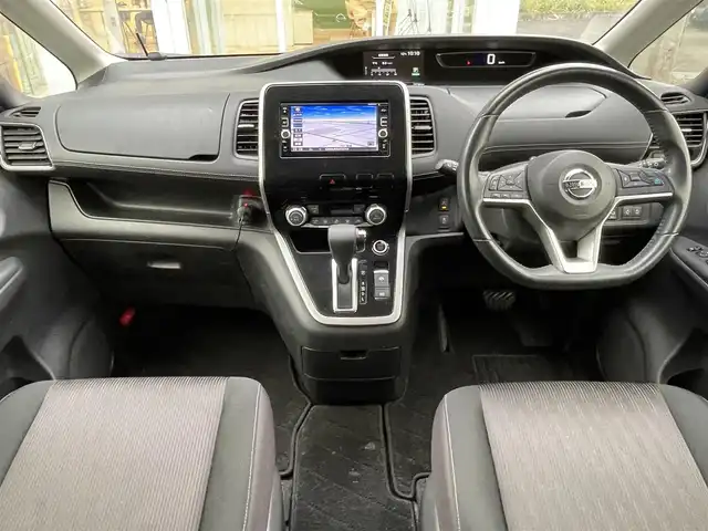 日産 セレナ ハイウェイスター プロパイロットED 道央・札幌 2016(平28)年 7.1万km インペリアルアンバーP ・4WD/・寒冷地仕様/・純正ナビ　品番MM316D-L/（フルセグ/AM/FM/CD/DVD/BT）/・純正後席モニター/・純正エンジンスターター/・ドライブレコーダー/・純正ビルトインETC/・バックカメラ/・両側パワースライドドア（ハンズフリー）/・衝突軽減ブレーキ/・プロパイロット/・前後コーナーセンサー/・オートエアコン/・社外　15インチAW/・デュアルバックドア/・ステアリングスイッチ/・アイドリングストップ/・オートブレーキホールド/・LEDヘッドライト/・オートライト/・フォグランプ/・盗難防止装置/・ABS/・横滑り防止装置/・スマートキー/・プッシュスタート/・スペアキー/・純正フロアマット/・保証書/・取扱説明書