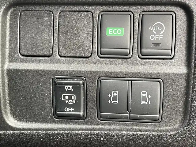 日産 セレナ ハイウェイスター プロパイロットED 道央・札幌 2016(平28)年 7.1万km インペリアルアンバーP ・4WD/・寒冷地仕様/・純正ナビ　品番MM316D-L/（フルセグ/AM/FM/CD/DVD/BT）/・純正後席モニター/・純正エンジンスターター/・ドライブレコーダー/・純正ビルトインETC/・バックカメラ/・両側パワースライドドア（ハンズフリー）/・衝突軽減ブレーキ/・プロパイロット/・前後コーナーセンサー/・オートエアコン/・社外　15インチAW/・デュアルバックドア/・ステアリングスイッチ/・アイドリングストップ/・オートブレーキホールド/・LEDヘッドライト/・オートライト/・フォグランプ/・盗難防止装置/・ABS/・横滑り防止装置/・スマートキー/・プッシュスタート/・スペアキー/・純正フロアマット/・保証書/・取扱説明書