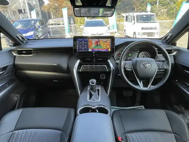 トヨタ ハリアー Z 埼玉県 2022(令4)年 1.8万km ホワイトパールクリスタルシャイン 調光パノラマルーフ/ハーフレザーシート/JBLサウンド/純正ナビTV/パノラミックビューモニター/ビルトインＥＴＣ2.0/前後ドラレコ/デジタルインナーミラー/パワーバックドア/クリアランスソナー/ＬＥＤヘッドライト/純正19インチアルミ/セーフティセンス/レーダークルーズコントロール/プッシュスタート/スマートキー/走行１７７８７キロ/保証書付整備手帳/取扱説明書