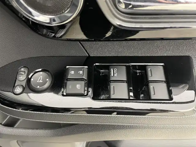 ホンダ Ｎ ＢＯＸ カスタム L 岡山県 2023(令5)年 3.9万km クリスタルブラックパール プッシュスタート/アイドリングストップ/スマートキー/ACC/ビルトインETC/バックカメラ/フルセグテレビ/純正メモリナビ/純正前後ドライブレコーダー/純正フロアマット/片側パワースライドドア/純正アルミホイール/コーナーセンサー/オートライト/オートハイビーム/純正LEDヘッドライト/衝突被害軽減システム/オートブレーキホールド/フォグランプ/禁煙車