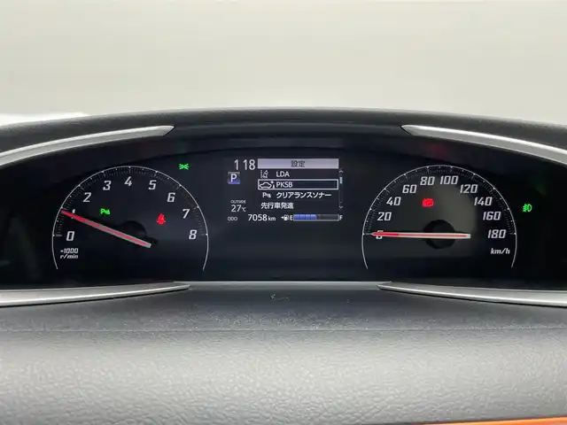 トヨタ シエンタ ファンベースG クエロ 愛知県 2021(令3)年 0.7万km ブラックマイカ/ベージュ 2トーン 社外ナビ/トヨタセーフティセンス/バックカメラ/両側パワースライドドア/LEDオートライト/フォグランプ/ETC/フルセグTV/DVD/ハーフレザーシート/オートマチックハイビーム/衝突被害軽減ブレーキ/純正アルミホイール/純正フロアマット/禁煙車