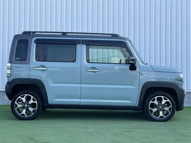 スズキ ハスラー Jスタイル Ⅱ ターボ 香川県 2023(令5)年 3.2万km オフブルーメタリック/ガンメタリック2トーンルーフ ワンオーナー/スズキセーフティサポート/・デュアルカメラブレーキサポート/・アダプティブクルーズコントロール/・車線逸脱警報機能/・車線逸脱抑制機能/・誤発進抑制機能/・全方位モニター/・後退時ブレーキサポート/・標識認識機能/純正９インチHDDナビ/・フルセグ/・Bluetooth/・CD/DVD/・USB入力端子/・ミュージックプレイヤー（ipad/AppleCarPlay/AndroidAuto）/バックカメラ/純正１５インチアルミ/LEDオートライト/ルーフレール/前席シートヒーター/前後ドライブレコーダー/革巻きステアリング/ステアリングリモコン/パドルシフト/プッシュスタート/スマートキー/純正フロアマット/ETC/アイドリングストップ
