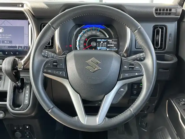 スズキ ハスラー Jスタイル Ⅱ ターボ 香川県 2023(令5)年 3.2万km オフブルーメタリック/ガンメタリック2トーンルーフ ワンオーナー/スズキセーフティサポート/・デュアルカメラブレーキサポート/・アダプティブクルーズコントロール/・車線逸脱警報機能/・車線逸脱抑制機能/・誤発進抑制機能/・全方位モニター/・後退時ブレーキサポート/・標識認識機能/純正９インチHDDナビ/・フルセグ/・Bluetooth/・CD/DVD/・USB入力端子/・ミュージックプレイヤー（ipad/AppleCarPlay/AndroidAuto）/バックカメラ/純正１５インチアルミ/LEDオートライト/ルーフレール/前席シートヒーター/前後ドライブレコーダー/革巻きステアリング/ステアリングリモコン/パドルシフト/プッシュスタート/スマートキー/純正フロアマット/ETC/アイドリングストップ