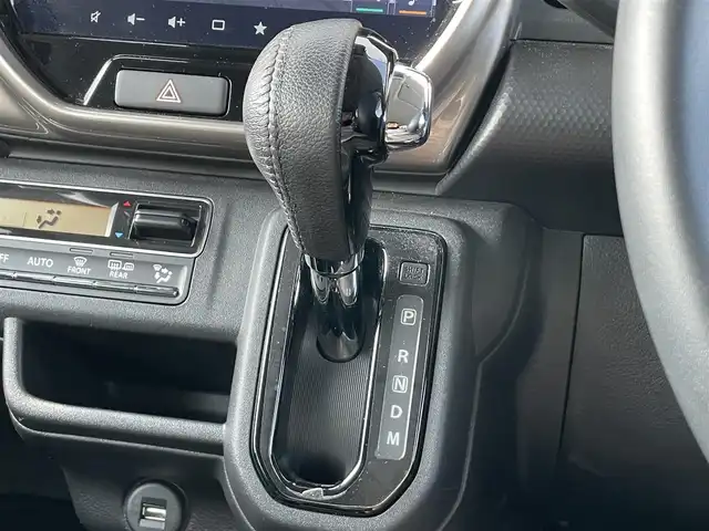 スズキ ハスラー Jスタイル Ⅱ ターボ 香川県 2023(令5)年 3.2万km オフブルーメタリック/ガンメタリック2トーンルーフ ワンオーナー/スズキセーフティサポート/・デュアルカメラブレーキサポート/・アダプティブクルーズコントロール/・車線逸脱警報機能/・車線逸脱抑制機能/・誤発進抑制機能/・全方位モニター/・後退時ブレーキサポート/・標識認識機能/純正９インチHDDナビ/・フルセグ/・Bluetooth/・CD/DVD/・USB入力端子/・ミュージックプレイヤー（ipad/AppleCarPlay/AndroidAuto）/バックカメラ/純正１５インチアルミ/LEDオートライト/ルーフレール/前席シートヒーター/前後ドライブレコーダー/革巻きステアリング/ステアリングリモコン/パドルシフト/プッシュスタート/スマートキー/純正フロアマット/ETC/アイドリングストップ