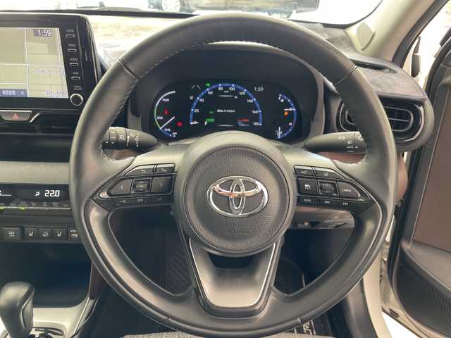 トヨタ ヤリスクロス ハイブリッド Z 愛知県 2020(令2)年 4.8万km ホワイトパールクリスタルシャイン スマートアシストIII　/電動スライドドア　/レーダークルーズコントロール　/シートヒーター　/コーナーセンサー　/純正ＡＷ　/ＬＥＤヘッドライト　/オートマチックハイビーム　/ステアリングスイッチ　/プッシュスタート/ダウンヒルアシスト