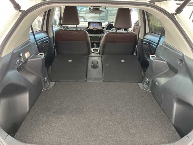 トヨタ ヤリスクロス ハイブリッド Z 愛知県 2020(令2)年 4.8万km ホワイトパールクリスタルシャイン スマートアシストIII　/電動スライドドア　/レーダークルーズコントロール　/シートヒーター　/コーナーセンサー　/純正ＡＷ　/ＬＥＤヘッドライト　/オートマチックハイビーム　/ステアリングスイッチ　/プッシュスタート/ダウンヒルアシスト