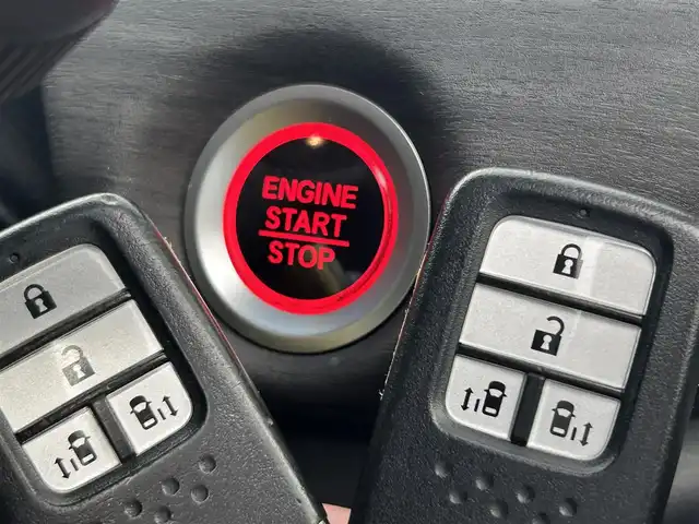 ホンダ フリード G ホンダセンシング 群馬県 2019(令1)年 3.7万km クリスタルブラックパール 社外７インチナビ　バックカメラ　アダプティブクルーズコントロール　両側パワースライドドア　ＬＥＤライト　シートヒーター　純正１５インチＡＷ　ステアリングリモコン　ドライブレコーダー　ＥＴＣ　禁煙車