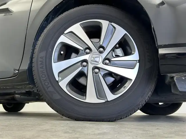 ホンダ フリード G ホンダセンシング 群馬県 2019(令1)年 3.7万km クリスタルブラックパール 社外７インチナビ　バックカメラ　アダプティブクルーズコントロール　両側パワースライドドア　ＬＥＤライト　シートヒーター　純正１５インチＡＷ　ステアリングリモコン　ドライブレコーダー　ＥＴＣ　禁煙車