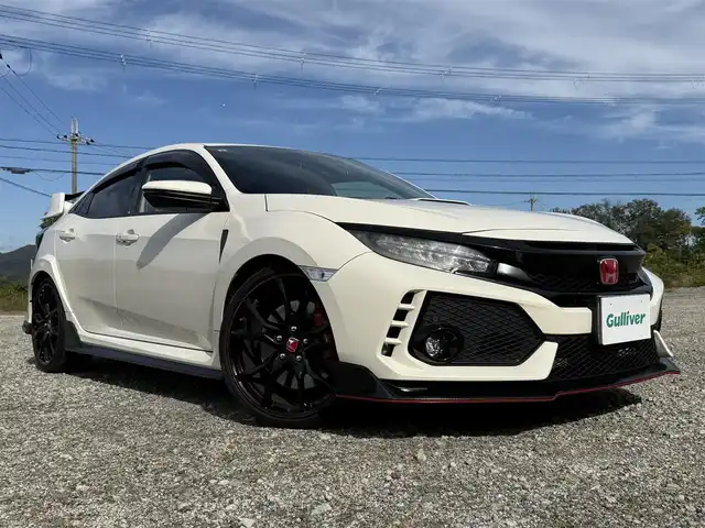 ホンダ シビック タイプR 兵庫県 2019(令1)年 3.3万km チャンピオンシップホワイト 純正ナビ/フルセグTV/ETC/クルーズコントロール/Bluetooth接続可/前後ドライブレコーダー/AUTOライト/LEDヘッドライト/LEDフォグランプ/純正20インチAW/ブレンボ社製フロント4ポッドキャリパー/純正大型ウィング