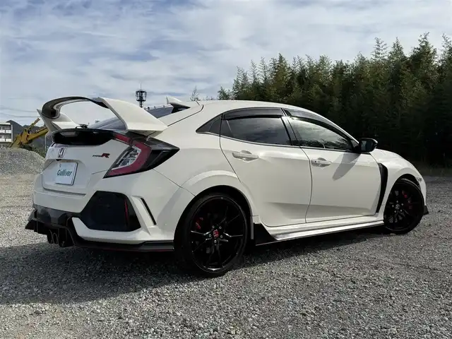 ホンダ シビック タイプR 兵庫県 2019(令1)年 3.3万km チャンピオンシップホワイト 純正ナビ/フルセグTV/ETC/クルーズコントロール/Bluetooth接続可/前後ドライブレコーダー/AUTOライト/LEDヘッドライト/LEDフォグランプ/純正20インチAW/ブレンボ社製フロント4ポッドキャリパー/純正大型ウィング