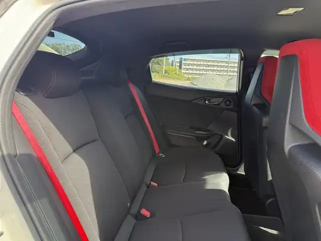 ホンダ シビック タイプR 兵庫県 2019(令1)年 3.3万km チャンピオンシップホワイト 純正ナビ/フルセグTV/ETC/クルーズコントロール/Bluetooth接続可/前後ドライブレコーダー/AUTOライト/LEDヘッドライト/LEDフォグランプ/純正20インチAW/ブレンボ社製フロント4ポッドキャリパー/純正大型ウィング