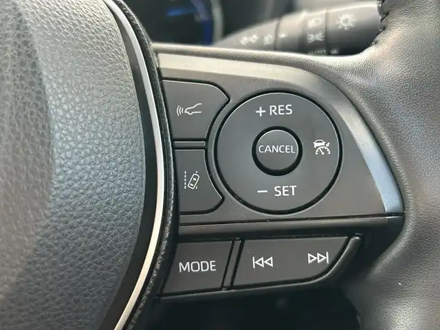 トヨタ ＲＡＶ４ ハイブリットG 道南・函館 2020(令2)年 2.8万km ホワイトパールクリスタルシャイン ・Toyota Safety Sense//プリクラッシュセーフティ//レーダークルーズコントロール//レーントレーシングアシスト//オートマチックハイビーム/・純正9インチSDナビ/・フルセグTV/・バックカメラ/・ETC/・ドライブレコーダー/・パワーバックドア/・ステアリングヒーター/・前席シートヒーター/・純正LEDヘッドライト/・フロントフォグランプ/・オートライト