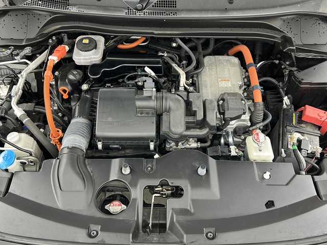 ホンダ ヴェゼル ハイブリッド e:HEV Z 宮城県 2022(令4)年 4.9万km クリスタルブラックパール ワンオーナー/Honda SENSING/・衝突軽減ブレーキ/・アダプティブクルーズコントロール/・車線維持支援システム/・オートハイビーム/・ブラインドスポットインフォメーション/純正OPDAナビ/・BT.USB.スマホ連携/バックカメラ/フルセグTV/電動リアゲート/ハーフレザーシート/前席シートヒーター/革巻きステアリング/パドルシフト/ステアリングヒーター/ステアリングスイッチ/ビルトインETC2.0/ドライブレコーダー（FR）/プッシュスタート/スマートキー×2/電動パーキングブレーキ/ワイヤレス充電器/LEDヘッドライト/LEDフォグライト/純正フロアマット/社外18インチAW/冬タイヤ積込み/純正AW（225/50/18）/トノカバー/ドアバイザー
