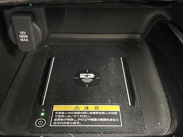 ホンダ ヴェゼル ハイブリッド e:HEV Z 宮城県 2022(令4)年 4.9万km クリスタルブラックパール ワンオーナー/Honda SENSING/・衝突軽減ブレーキ/・アダプティブクルーズコントロール/・車線維持支援システム/・オートハイビーム/・ブラインドスポットインフォメーション/純正OPDAナビ/・BT.USB.スマホ連携/バックカメラ/フルセグTV/電動リアゲート/ハーフレザーシート/前席シートヒーター/革巻きステアリング/パドルシフト/ステアリングヒーター/ステアリングスイッチ/ビルトインETC2.0/ドライブレコーダー（FR）/プッシュスタート/スマートキー×2/電動パーキングブレーキ/ワイヤレス充電器/LEDヘッドライト/LEDフォグライト/純正フロアマット/社外18インチAW/冬タイヤ積込み/純正AW（225/50/18）/トノカバー/ドアバイザー