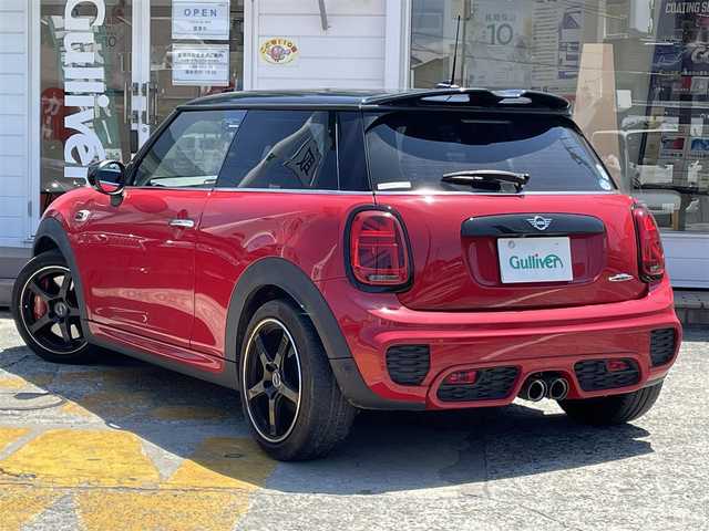 ＭＩＮＩ ミニ ジョンクーパーワークス 神奈川県 2020(令2)年 2.5万km チリ・レッド ワンオーナー/純正HDDナビ/　（Bluetooth・USB）/バックカメラ/インテリジェントセーフティ/アダプティブクルーズコントロール/パーキングアシスト/LEDヘッドライト/ミラー型ETC/前後ドライブレコーダー/TWS17インチAW/アイドリングストップ/スマートキー×2/保証書/取扱説明書/R3/4/5/6ディーラー記録簿有り