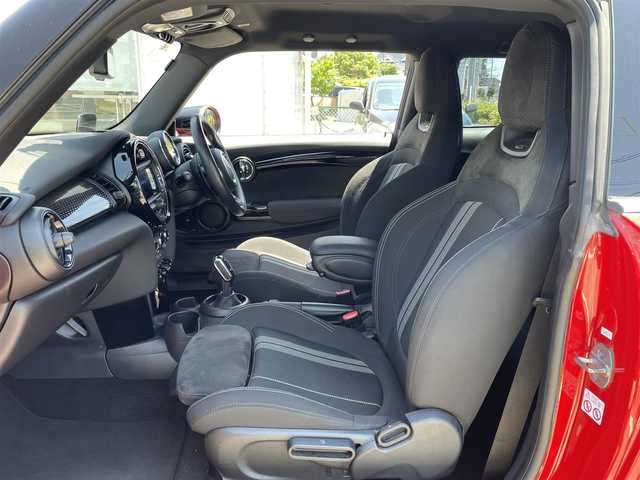 ＭＩＮＩ ミニ ジョンクーパーワークス 神奈川県 2020(令2)年 2.5万km チリ・レッド ワンオーナー/純正HDDナビ/　（Bluetooth・USB）/バックカメラ/インテリジェントセーフティ/アダプティブクルーズコントロール/パーキングアシスト/LEDヘッドライト/ミラー型ETC/前後ドライブレコーダー/TWS17インチAW/アイドリングストップ/スマートキー×2/保証書/取扱説明書/R3/4/5/6ディーラー記録簿有り