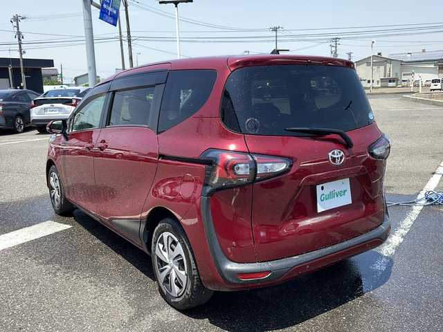 トヨタ シエンタ G クエロ 新潟県 2018(平30)年 2.4万km センシュアルレッドマイカ 純正ナビ/（DTV/DVD/Bluetooth）/衝突軽減/車線逸脱警報/コーナーセンサー/パーキングサポートブレーキ/先行車発進検知/ビルドインETC/ドライブレコーダー/両側パワースライドドア/ハーフレザーシート/LEDヘッドライト/フォグランプ/ウィンカーミラー/電格ミラー/ドアバイザー/スペアキー×１